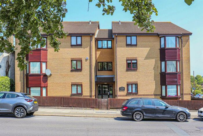 1 Bedroom Apartment To Rent In Oakleigh Road North, London, N20