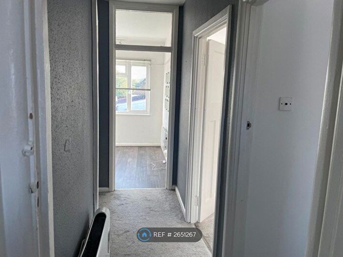 2 Bedroom Maisonette To Rent In Harrow, Harrow, HA2