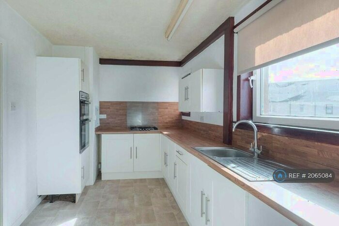 2 Bedroom Semi-Detached House To Rent In Craig Road, Tayport, DD6