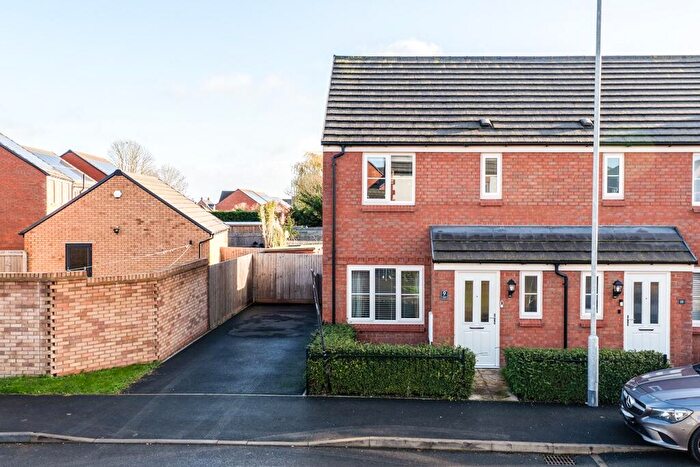 3 Bedroom Semi Detached House For Sale In Thornton Avenue, Barton Seagrave, NN15