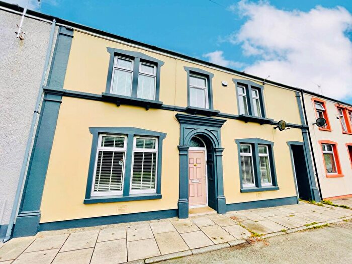 4 Bedroom House To Rent In Muriel Terrace, Dowlais, Merthyr Tydfil, CF48