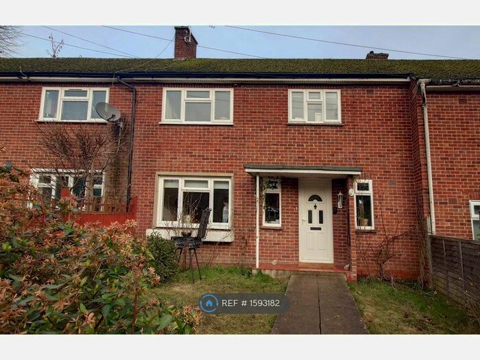 2 Bedroom Terraced House To Rent In Nell Gwynne Close, Ascot, SL5