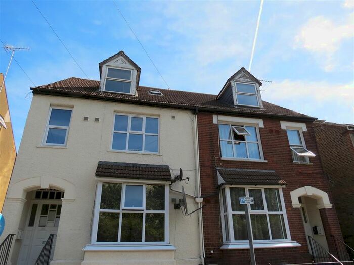 Studio To Rent In Flat 6, Hamilton House47-49 Derby Road, Watford WD17
