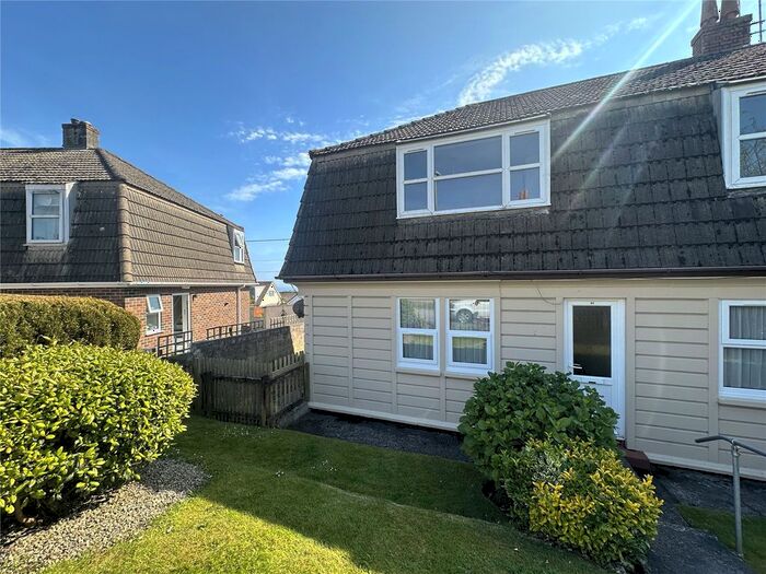 2 Bedroom Flat To Rent In Landrew Road, St Austell, PL25