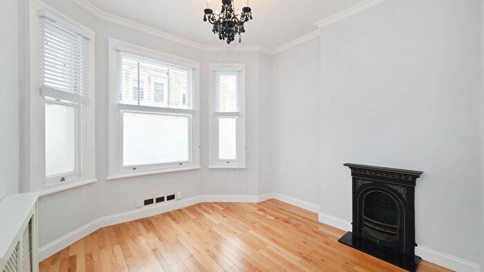 1 Bedroom Flat To Rent In Comeragh Road, London, W14