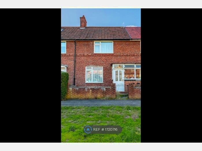 3 Bedroom Terraced House To Rent In St. Helier Avenue, Morden, SM4