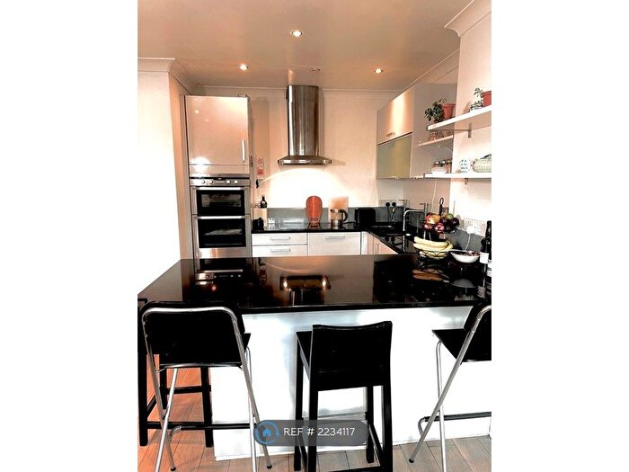 1 Bedroom Flat To Rent In Constantine Road, London, NW3