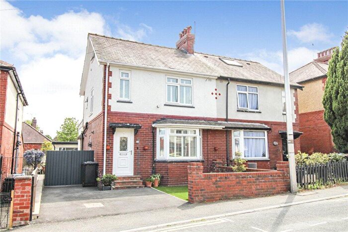 4 Bedroom Semi Detached House For Sale In Whincup Avenue, Knaresborough, North Yorkshire, HG5