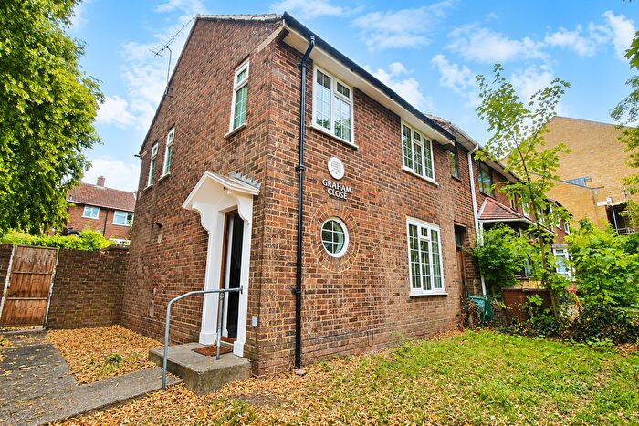 2 Bedroom End Of Terrace House To Rent In Westcourt Street, Gillingham, ME7