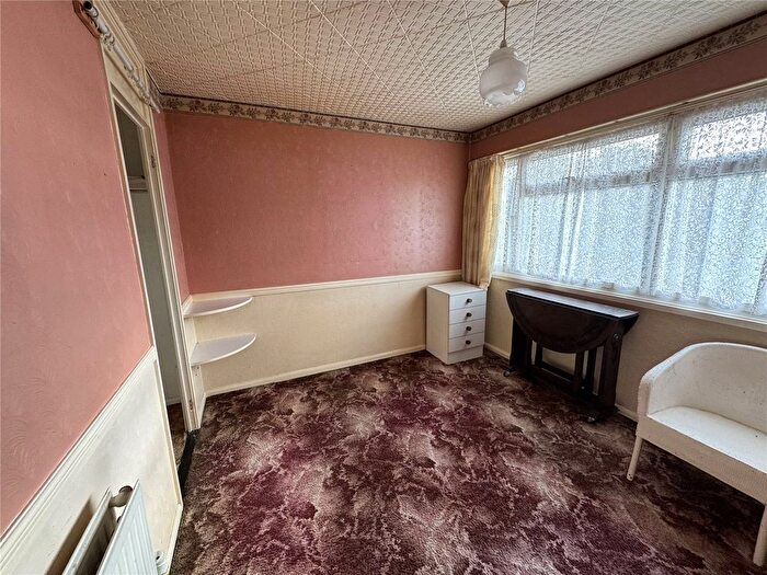 3 Bedroom End Terrace House For Sale In Sumburgh Croft, Birmingham, West Midlands, B35