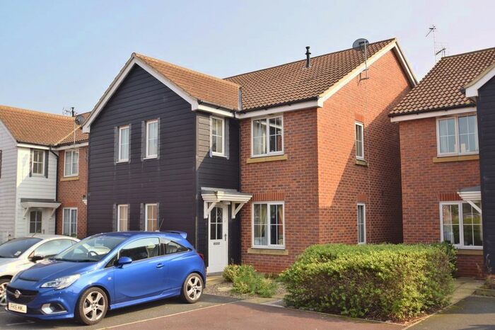 2 Bedroom Town House To Rent In Swindale Close, Gamston, NG2
