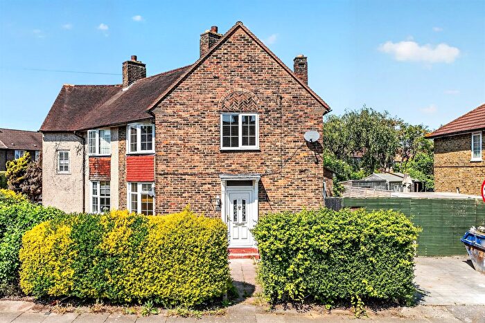 3 Bedroom Semi Detached House For Sale In Furness Road, Morden, SM4