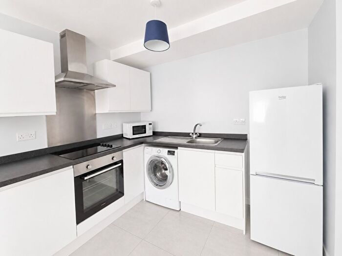 1 Bedroom Flat To Rent In Bellevue Road, Southampton, SO15