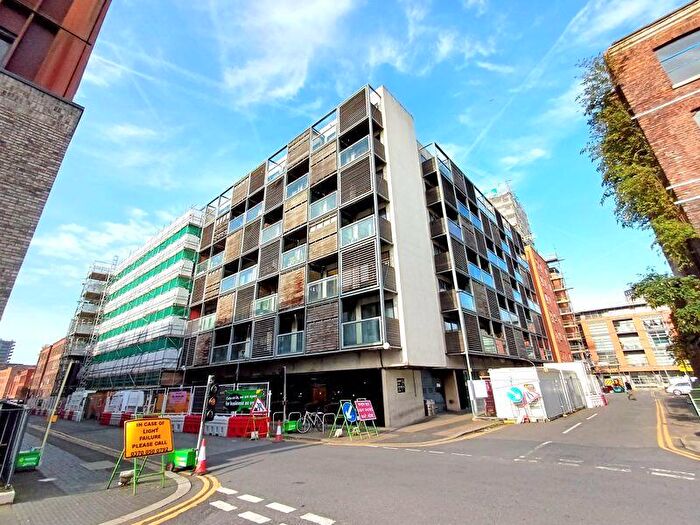 2 Bedroom Apartment For Sale In Ellesmere Street, Manchester, M15
