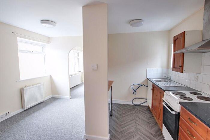 1 Bedroom Flat To Rent In Mortimer Street, Trowbridge, BA14