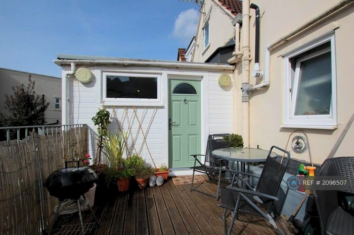 2 Bedroom Flat To Rent In Bedminster, Bristol, BS3