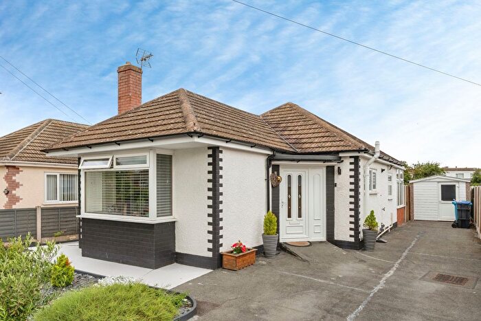 2 Bedroom Detached Bungalow For Sale In Winchester Drive, Prestatyn, LL19