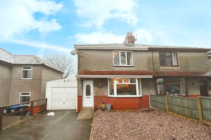 2 Bedroom Semi-Detached House For Sale In Earl Sterndale, Buxton, SK17