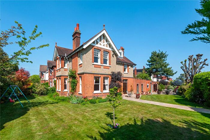5 Bedroom Detached House For Sale In Presburg Road, New Malden, KT3