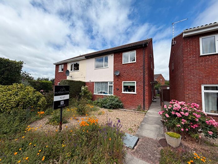 2 Bedroom Flat To Rent In Colman Road, Taunton, TA1