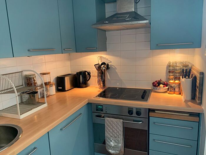 1 Bedroom Flat To Rent In Hulme Hall Road, Manchester, M15