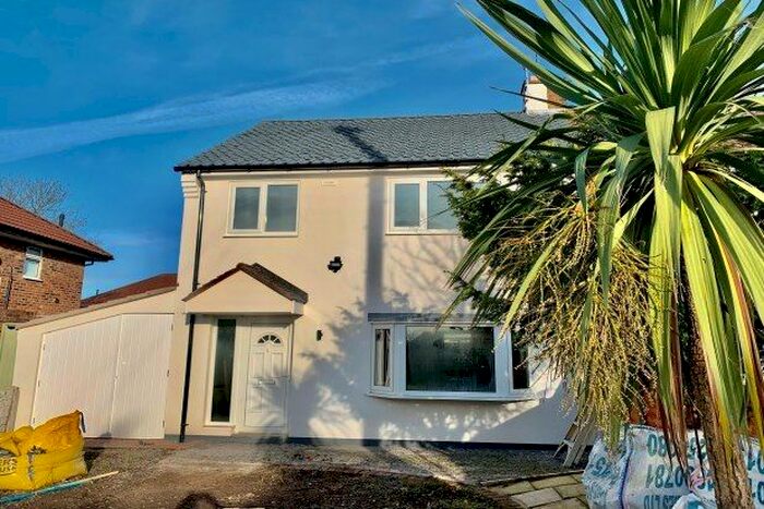 3 Bedroom Semi-Detached House To Rent In Darwick Drive, Liverpool L36