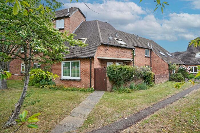 2 Bedroom Terraced House For Sale In Mattock Way, Abingdon, OX14