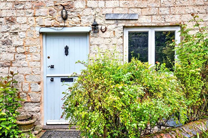 2 Bedroom Terraced House For Sale In Gracious Street, Selborne, GU34