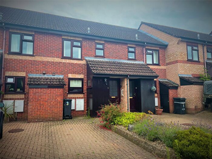 2 Bedroom Terraced House To Rent In Clifford Mews, Wellington, TA21