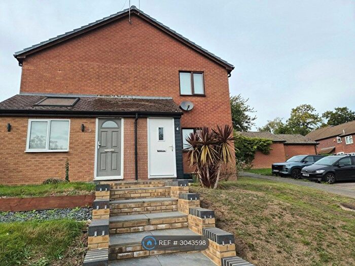 1 Bedroom Terraced House To Rent In Anstey Place, Reading, RG7