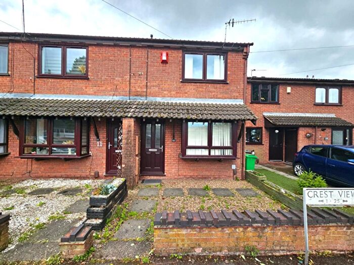 2 Bedroom End Of Terrace House To Rent In Crest View, Nottingham, Nottinghamshire, NG5