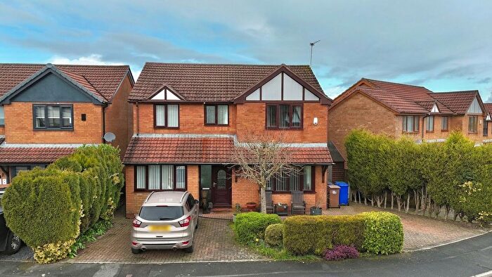 4 Bedroom Detached House For Sale In Woodruff Close, Packmoor, ST7