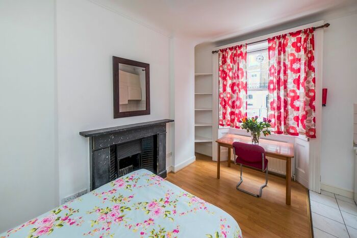 Studio To Rent In Oakley Street, London, SW3