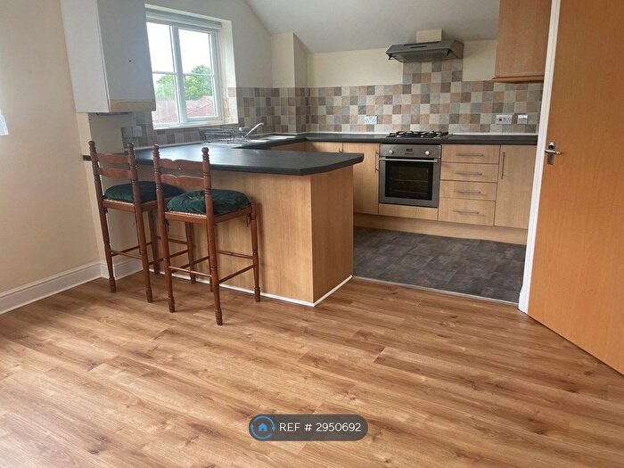 2 Bedroom Flat To Rent In Grange Court, Derby, DE23