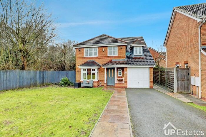 5 Bedroom Detached House For Sale In Chaytor Drive, The Shires, Nuneaton, CV10