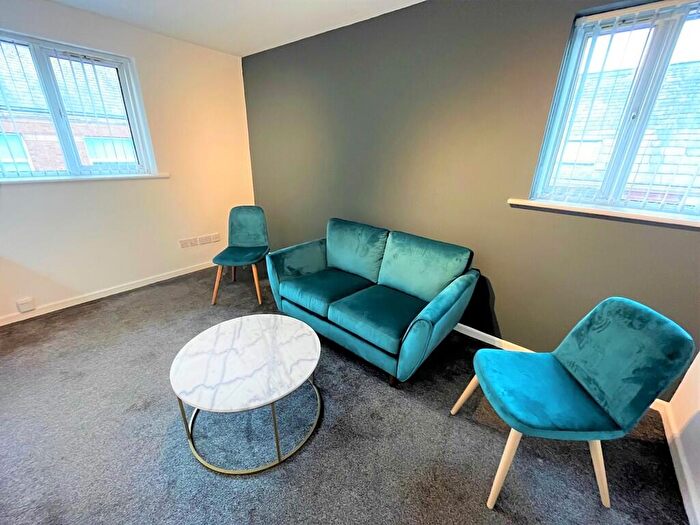 1 Bedroom Apartment To Rent In Chadderton Court, Percy Street, PR1