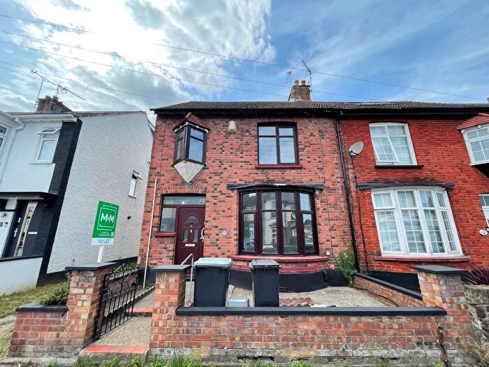 3 Bedroom Terraced House To Rent In Brook Road, Northfleet, Gravesend, Kent, DA11