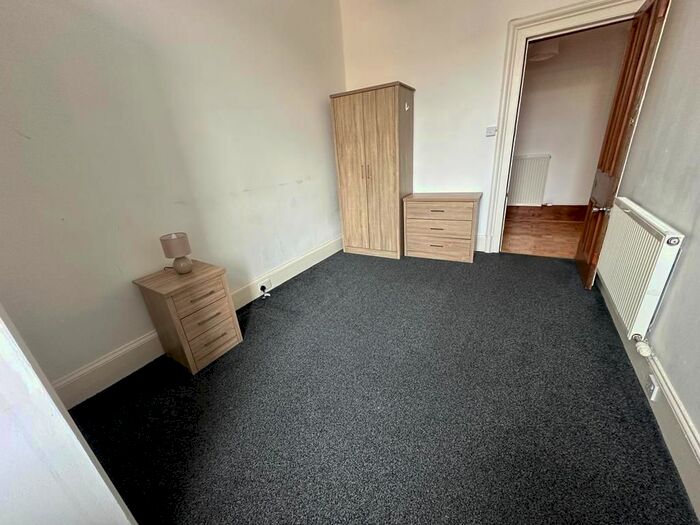 2 Bedroom Villa To Rent In Perth Road, Dundee, DD2