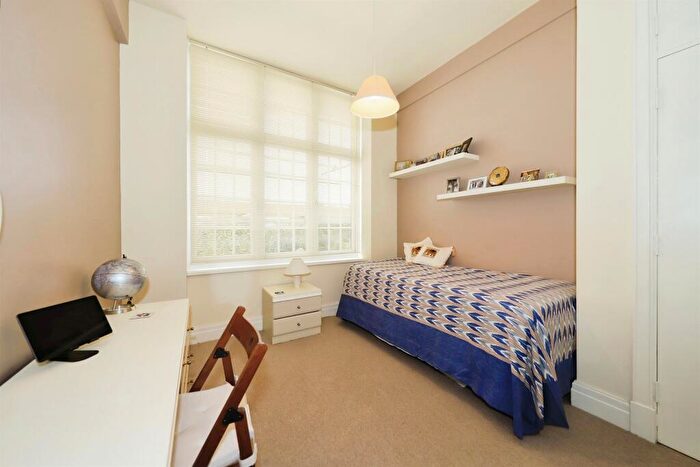2 Bedroom Flat For Sale In Farley Lane, Romsley, Halesowen, B62