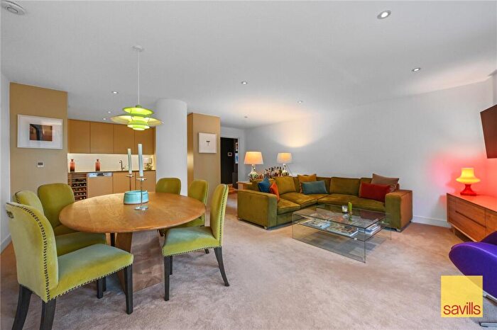 2 Bedroom Apartment For Sale In New Atlas Wharf, Arnhem Place, Isle Of Dogs, London, E14