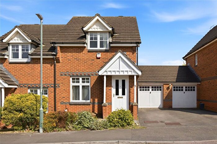 2 Bedroom Semi Detached House For Sale In Cave Grove, Emersons Green, Bristol, Gloucestershire, BS16