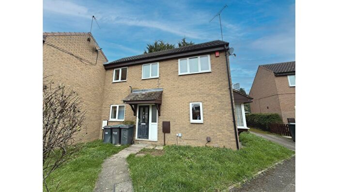 2 Bedroom Property For Sale In Copperfields, Luton, Bedfordshire, LU4