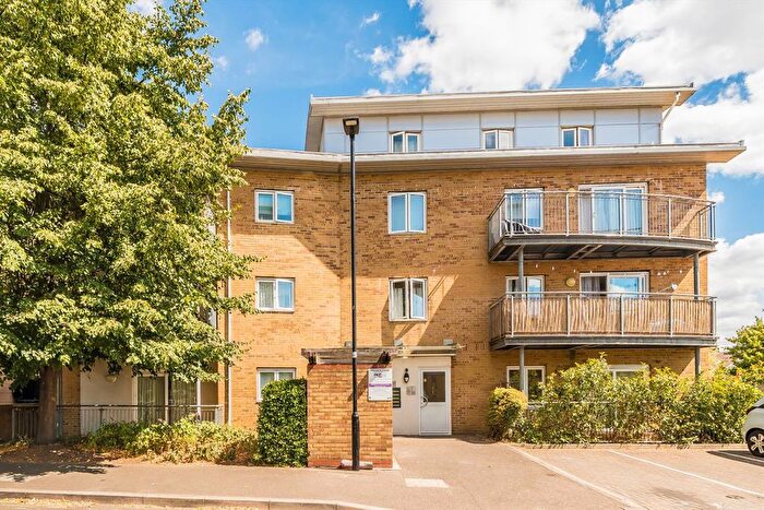 1 Bedroom Flat To Rent In Primrose Place, Isleworth, TW7
