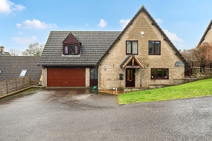 5 Bedroom Detached House For Sale In Heazle Place, Stroud, GL5