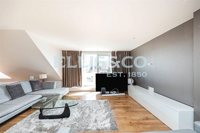 3 Bedroom Flat To Rent In Denham House, Park Lodge Avenue, West Drayton, UB7