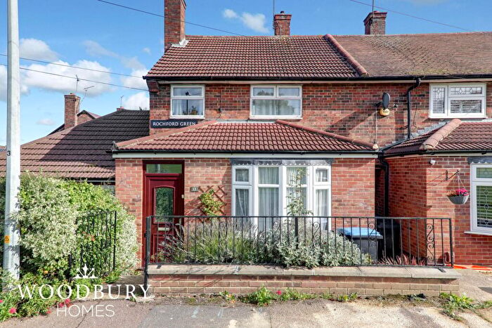 3 Bedroom Terraced House For Sale In Rochford Green, Loughton, IG10