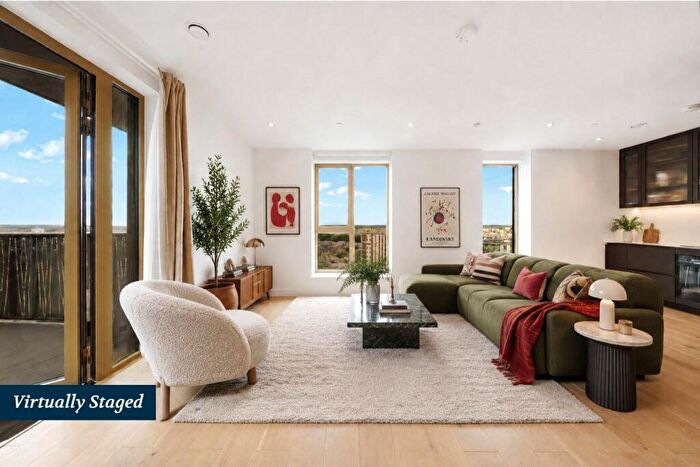 2 Bedroom Flat For Sale In Ashley Road, Tottenham Hale, N17