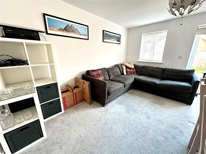 2 Bedroom End Of Terrace House For Sale In Chard Lane, Ringwood, Hampshire, BH24