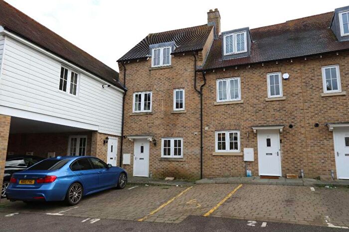 4 Bedroom Property To Rent In Flagstaff Court, Canterbury, Kent United Kingdom, CT1