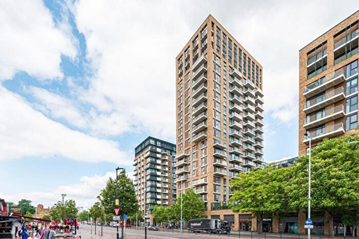 2 Bedroom Flat To Rent In Compton House, Victory Parade, Woolwich, London, SE18